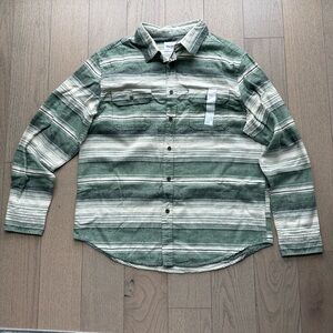 Men’s Midweight Flannel Button Down